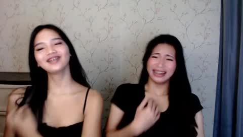 Snapshot of yourdreamgirlgwen chatting on July 23, 2026, 7:12 pm GWENI online show from July 23, 2026, 7:12 pm