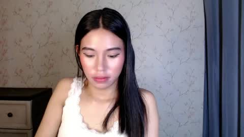 Snapshot of yourdreamgirlgwen chatting on July 30, 2026, 9:03 pm GWENI online show from July 30, 2026, 9:03 pm