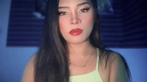 Snapshot of yourehot_pretty chatting on June 5, 2026, 9:53 pm Do read my bio online show from June 5, 2026, 9:53 pm