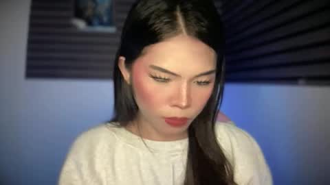 Snapshot of yourehot_pretty chatting on June 10, 2026, 5:34 pm Do read my bio online show from June 10, 2026, 5:34 pm