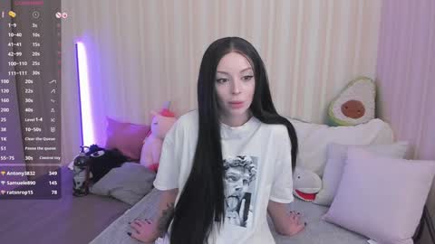 Mary online show from January 21, 2025, 11:24 am