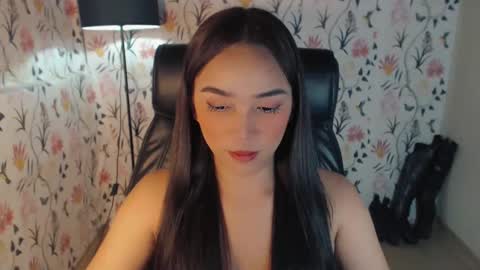 Snapshot of yourfavoratemaureen chatting on February 14, 2025, 2:39 am maureen love you online show from February 14, 2025, 2:39 am