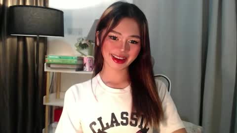 Snapshot of yourfavoratesunshine chatting on September 15, 2025, 8:47 am Sunshine online show from September 15, 2025, 8:47 am