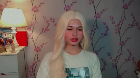 Snapshot of yourfavoratesunshine chatting on September 29, 2025, 10:42 am Sunshine online show from September 29, 2025, 10:42 am