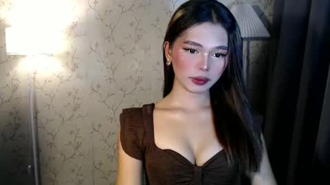 Snapshot of yourfavoratesunshine chatting on October 14, 2025, 10:05 am Sunshine online show from October 14, 2025, 10:05 am