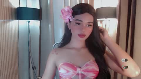 Snapshot of yourfavoratesunshine chatting on October 22, 2025, 9:31 am Sunshine online show from October 22, 2025, 9:31 am