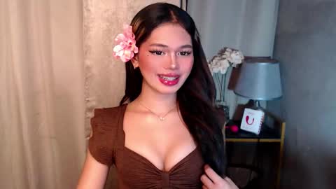 Snapshot of yourfavoratesunshine chatting on November 6, 2025, 8:37 am Sunshine online show from November 6, 2025, 8:37 am