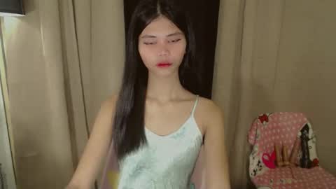 Vivian online show from March 2, 2026, 9:54 pm