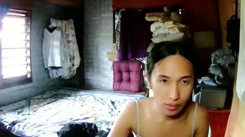 yourfuckerasian online show from December 15, 2025, 6:28 am