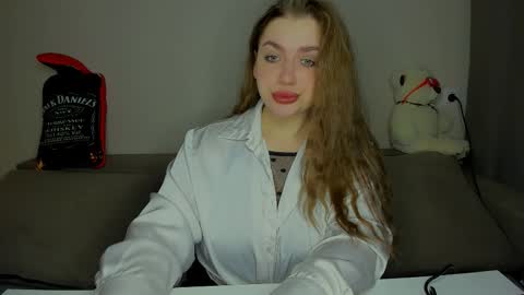 yourgem__ online show from February 3, 2026, 2:53 am