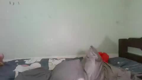 Snapshot of yourgoaldigger chatting on February 21, 2025, 5:13 am mimi online show from February 21, 2025, 5:13 am