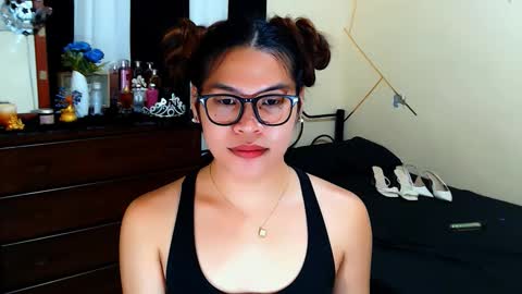 yourgoddesscruella online show from March 15, 2026, 3:01 am