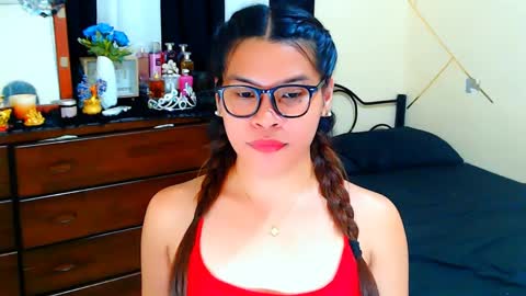 Snapshot of yourgoddesscruella chatting on March 24, 2026, 5:29 pm yourgoddesscruella online show from March 24, 2026, 5:29 pm