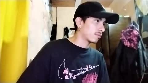 Snapshot of yourgodzeus chatting on March 5, 2025, 11:49 pm yourgodzeus online show from March 5, 2025, 11:49 pm