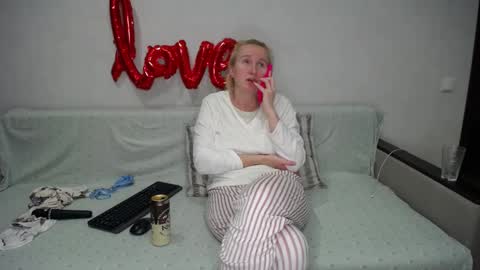 Iamyourdream online show from March 1, 2025, 10:31 pm