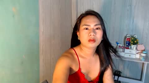 Snapshot of yourhottie_winxxx chatting on June 4, 2026, 11:33 pm Mauie online show from June 4, 2026, 11:33 pm