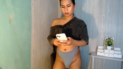 Snapshot of yourhottie_winxxx chatting on July 18, 2026, 11:52 pm Mauie online show from July 18, 2026, 11:52 pm