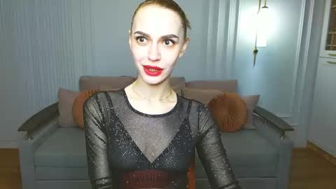 Snapshot of yourladysunshine chatting on February 7, 2025, 8:11 am Ksyusha online show from February 7, 2025, 8:11 am