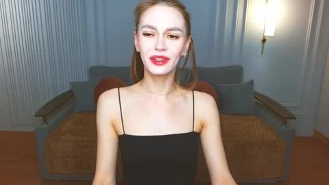 Snapshot of yourladysunshine chatting on February 25, 2025, 6:36 am Ksyusha online show from February 25, 2025, 6:36 am