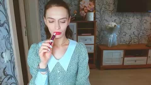 Snapshot of yourladysunshine chatting on October 14, 2025, 6:36 am Ksyusha online show from October 14, 2025, 6:36 am