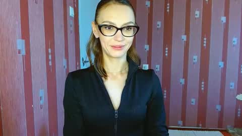 Snapshot of yourladysunshine chatting on October 25, 2025, 7:49 am Ksyusha online show from October 25, 2025, 7:49 am
