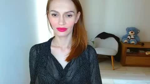 Snapshot of yourladysunshine chatting on May 9, 2026, 7:24 am Ksyusha online show from May 9, 2026, 7:24 am