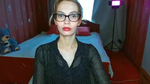 Snapshot of yourladysunshine chatting on June 12, 2026, 6:56 am Ksyusha online show from June 12, 2026, 6:56 am