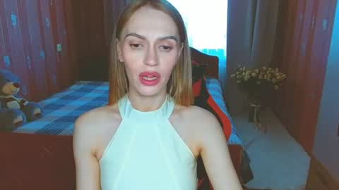Snapshot of yourladysunshine chatting on June 21, 2026, 6:27 am Ksyusha online show from June 21, 2026, 6:27 am