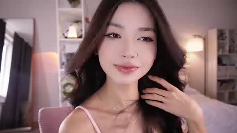 yourlittlesunrise_ online show from July 11, 2026, 7:22 am