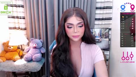 Snapshot of yourloveable chatting on October 6, 2025, 6:49 pm CHARLOTTE online show from October 6, 2025, 6:49 pm