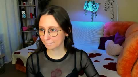 Snapshot of yourlovelystoryy chatting on June 6, 2026, 12:32 pm Vetta online show from June 6, 2026, 12:32 pm
