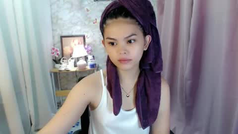 your lovely Dina online show from December 15, 2025, 1:54 am