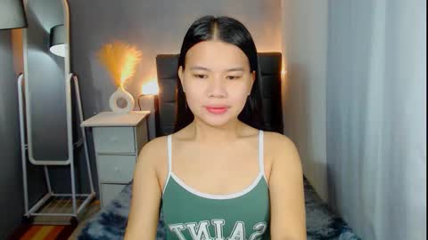 Snapshot of yourmissingprincess chatting on December 17, 2025, 2:50 am yourmissingprincess online show from December 17, 2025, 2:50 am