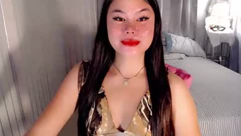 ALPHA DOM. QUEEN JASMINE online show from October 1, 2025, 4:02 pm