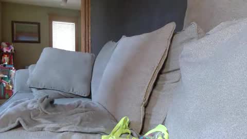 yournewbigmama online show from January 18, 2026, 6:12 pm