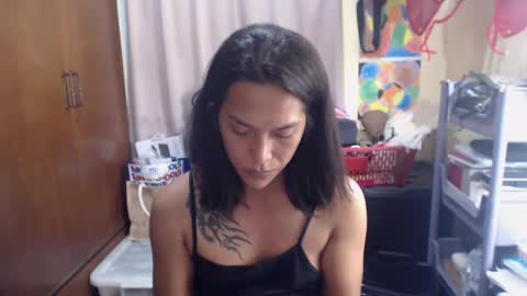 Snapshot of yourpinoy chatting on November 9, 2025, 5:50 am Iring online show from November 9, 2025, 5:50 am