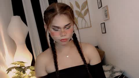 Snapshot of yourprettyblythe_ts chatting on June 20, 2026, 11:13 am yourprettyblythe_ts online show from June 20, 2026, 11:13 am