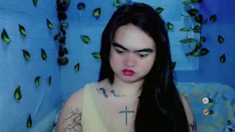 yourprincessthea online show from February 21, 2025, 2:16 pm