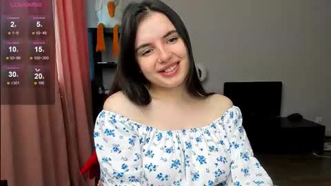 Snapshot of yourraccoon chatting on October 17, 2025, 10:51 am Jenny online show from October 17, 2025, 10:51 am