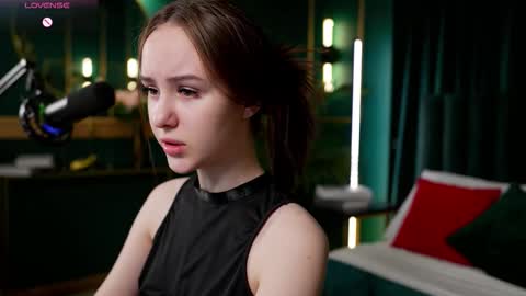 yours fetish mary online show from February 24, 2026, 4:54 am