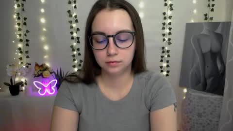 Happy online show from March 5, 2025, 6:54 am