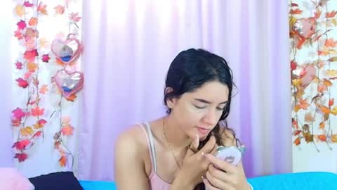 Snapshot of yoursexy18lover chatting on May 22, 2026, 8:21 am Lina and roberth online show from May 22, 2026, 8:21 am