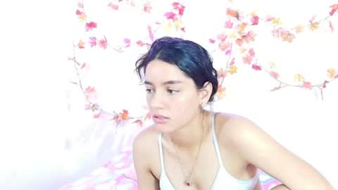 Snapshot of yoursexy18lover chatting on July 1, 2026, 6:26 am Lina and roberth online show from July 1, 2026, 6:26 am