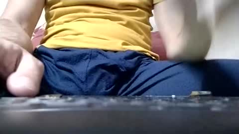 Mark online show from October 28, 2025, 6:43 pm