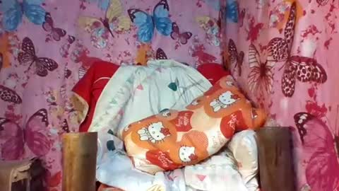 im MAY online show from January 24, 2025, 1:35 am