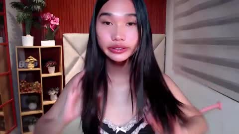 yoursluttyashxx online show from June 9, 2026, 5:24 pm