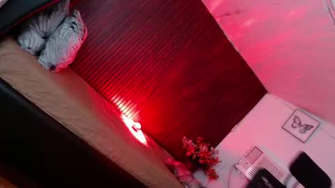 Snapshot of yoursluttywhore chatting on February 13, 2025, 5:37 am Snow Galvez online show from February 13, 2025, 5:37 am