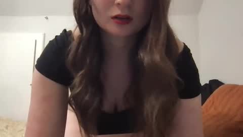 YoursTrulyBella online show from March 17, 2026, 3:22 am