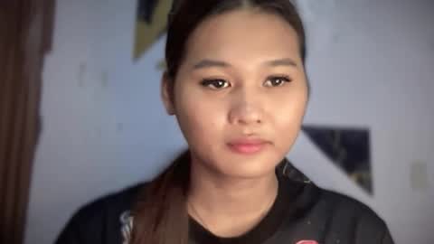 yoursweetgirl_zia online show from May 27, 2026, 7:05 am