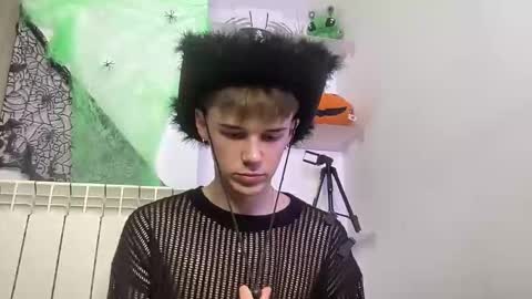 Snapshot of yoursweetyguy chatting on October 29, 2025, 4:42 pm yoursweetyguy online show from October 29, 2025, 4:42 pm